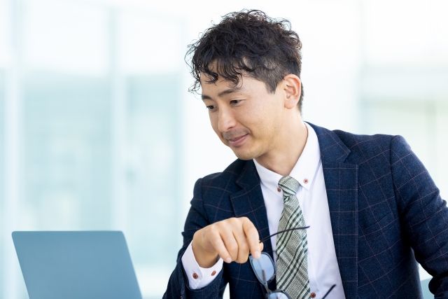40代　営業　転職エージェントの検討